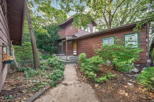 3560 E Medicine Lake Boulevard, Plymouth, MN 55441