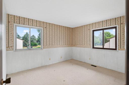 6133 72nd Lane N, Brooklyn Park, MN 55429