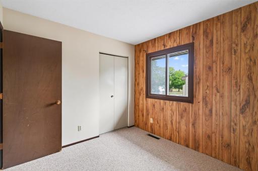 6133 72nd Lane N, Brooklyn Park, MN 55429