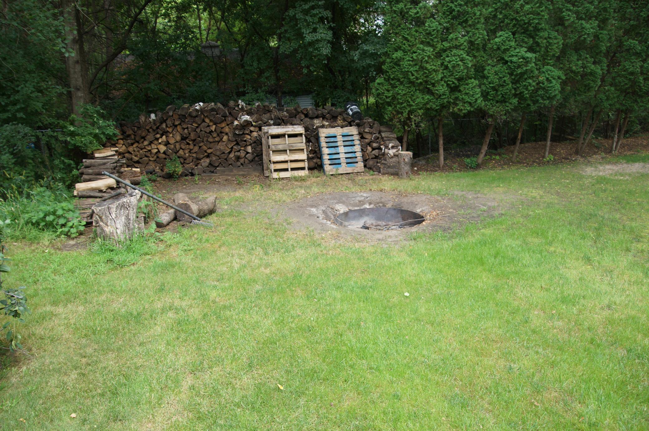 Private Firepit area at the back of the lot. This would be the NE corner.