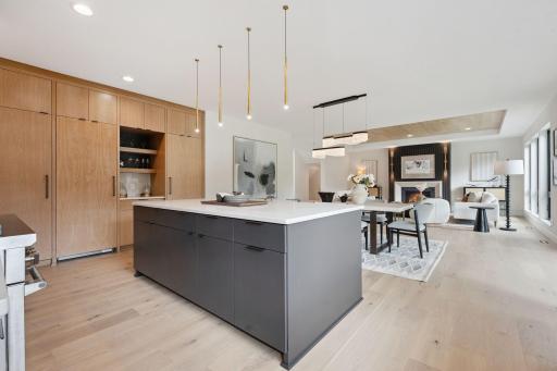 Kitchen & Island