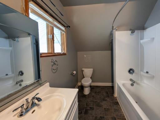 409 S 6th Street, Montevideo, MN 56265