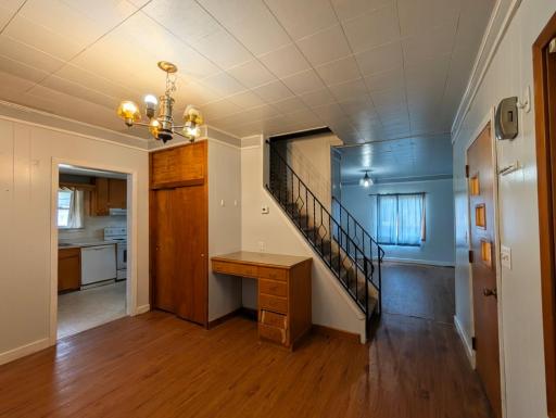 409 S 6th Street, Montevideo, MN 56265