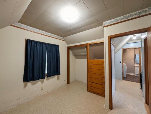 409 S 6th Street, Montevideo, MN 56265