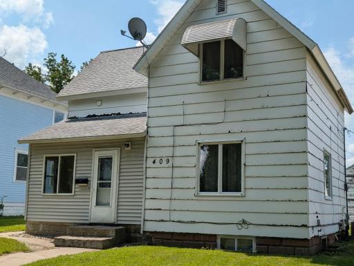 409 S 6th Street, Montevideo, MN 56265