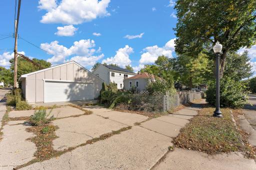 4252 Oakland Avenue, Minneapolis, MN 55407