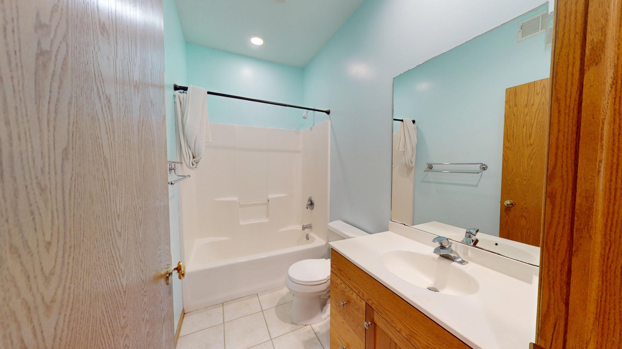 Full Bathroom