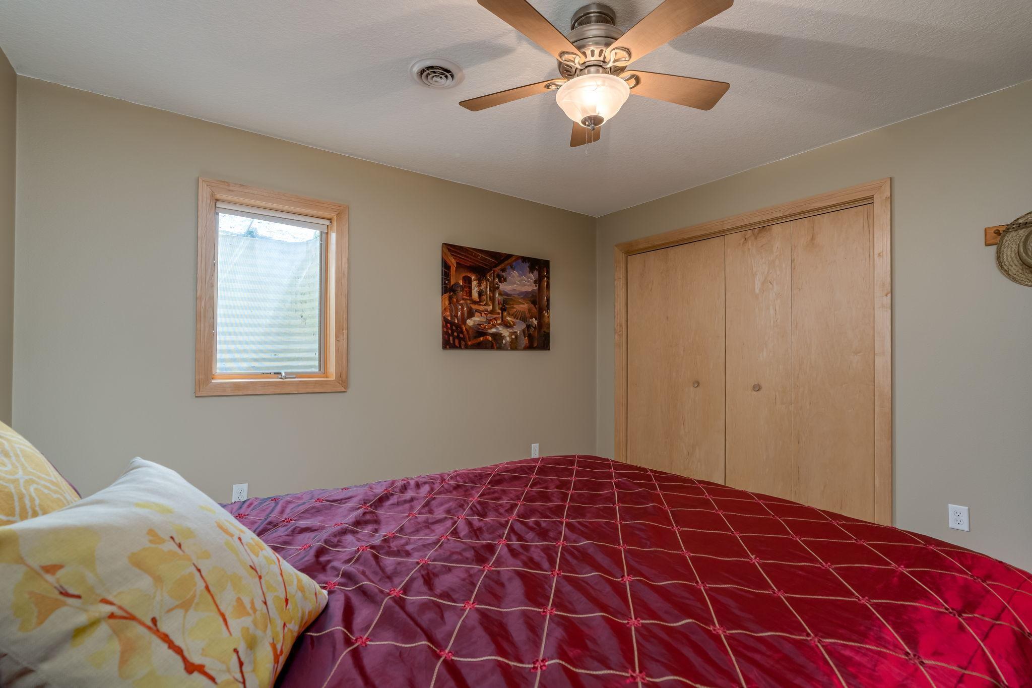 47-web-or-mls-18500-510th-ave.jpg