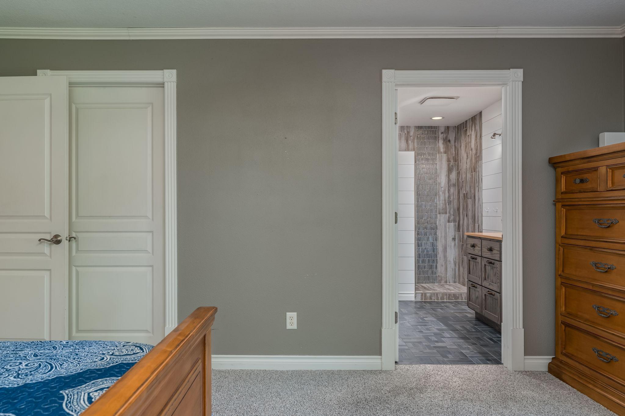 28-web-or-mls-18500-510th-ave.jpg