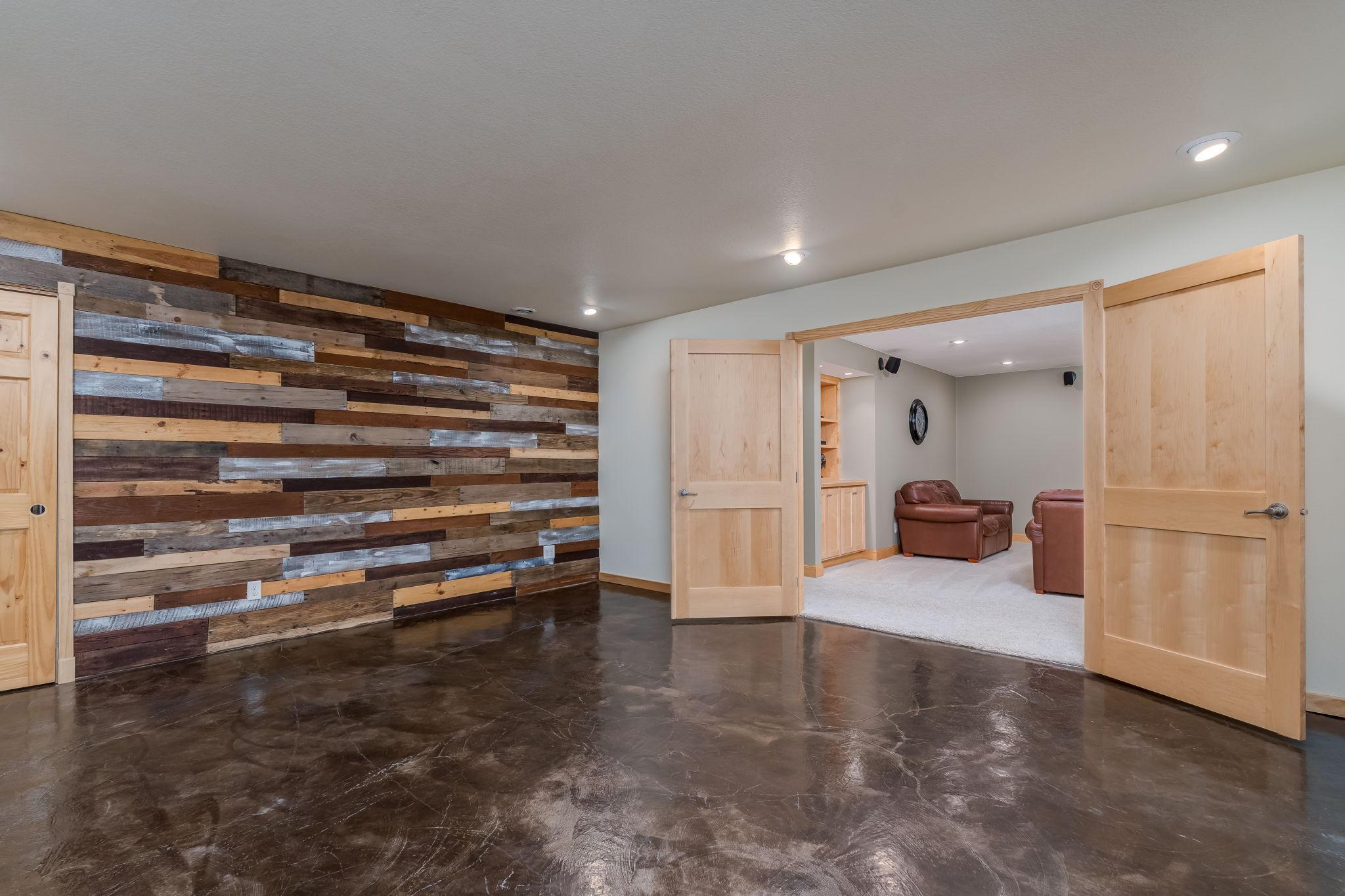 52-web-or-mls-18500-510th-ave.jpg