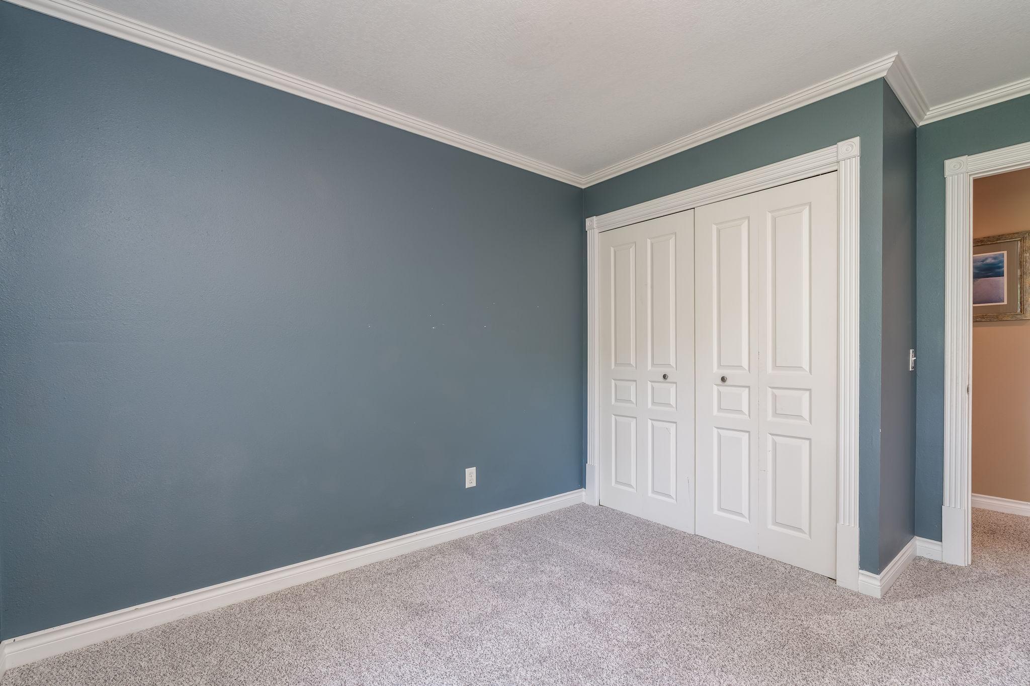 32-web-or-mls-18500-510th-ave.jpg