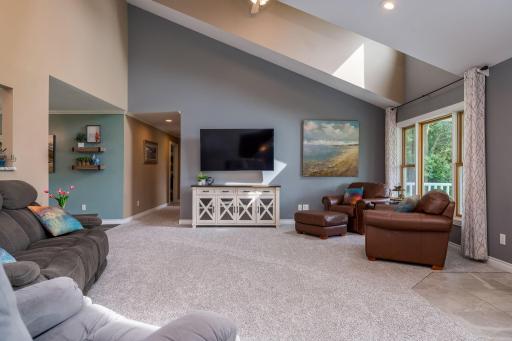 18500 510th Avenue, Lake Crystal, MN 56055