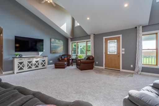 18500 510th Avenue, Lake Crystal, MN 56055