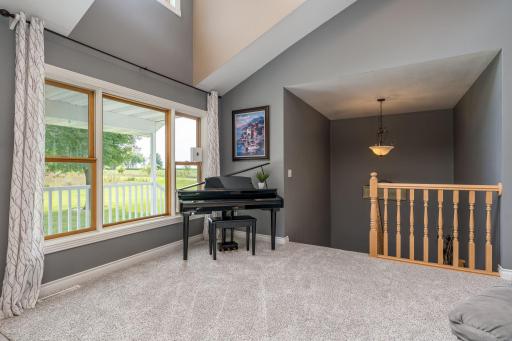 18500 510th Avenue, Lake Crystal, MN 56055