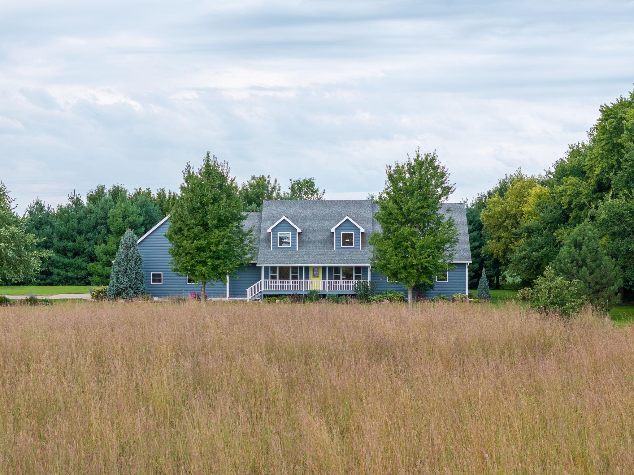 1-web-or-mls-18500-510th-ave.jpg