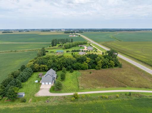 18500 510th Avenue, Lake Crystal, MN 56055