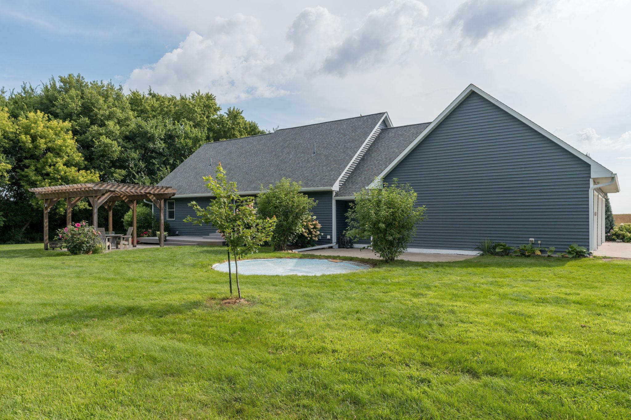 59-web-or-mls-18500-510th-ave.jpg