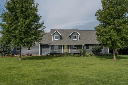 18500 510th Avenue, Lake Crystal, MN 56055