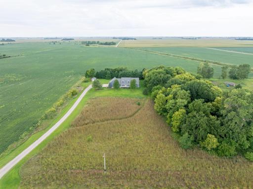 18500 510th Avenue, Lake Crystal, MN 56055