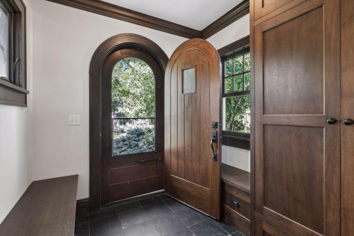 5025_Oliver_Avenue_South_-_Spacecrafting_-_0005[1].jpg