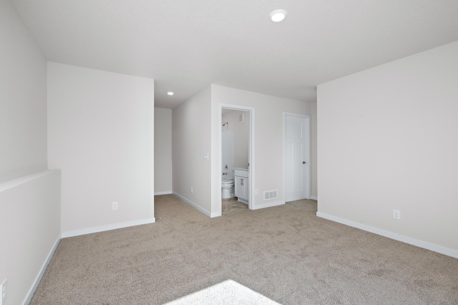 Olson Finished Living Powder 1 R.jpg