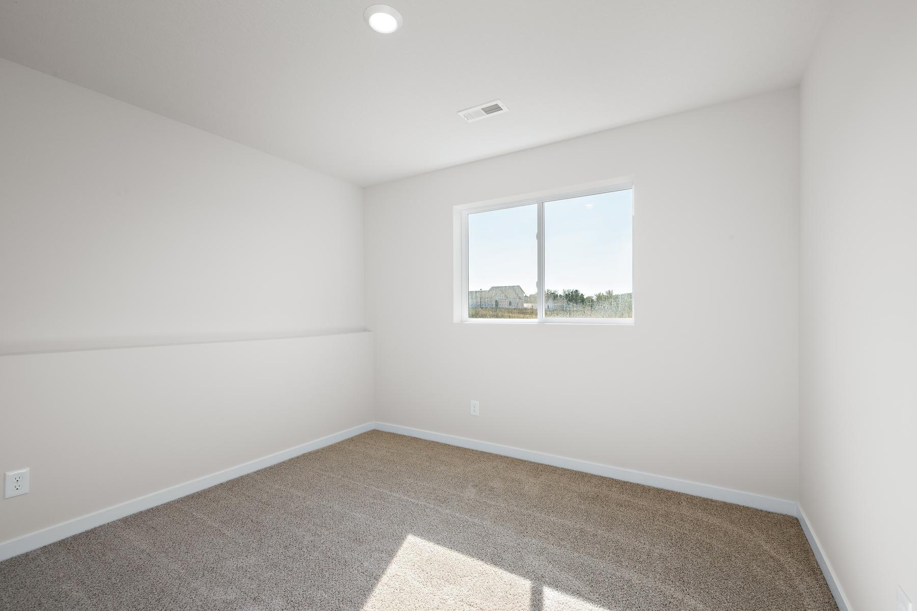 Olson Bedroom 3 R.jpg