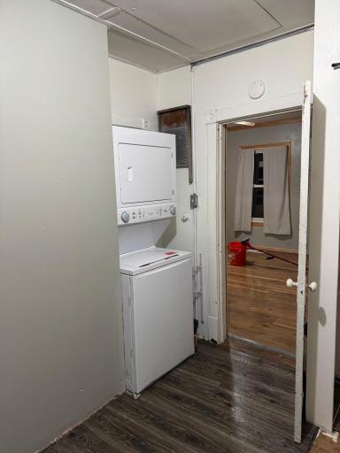 Main floor washer/dryer