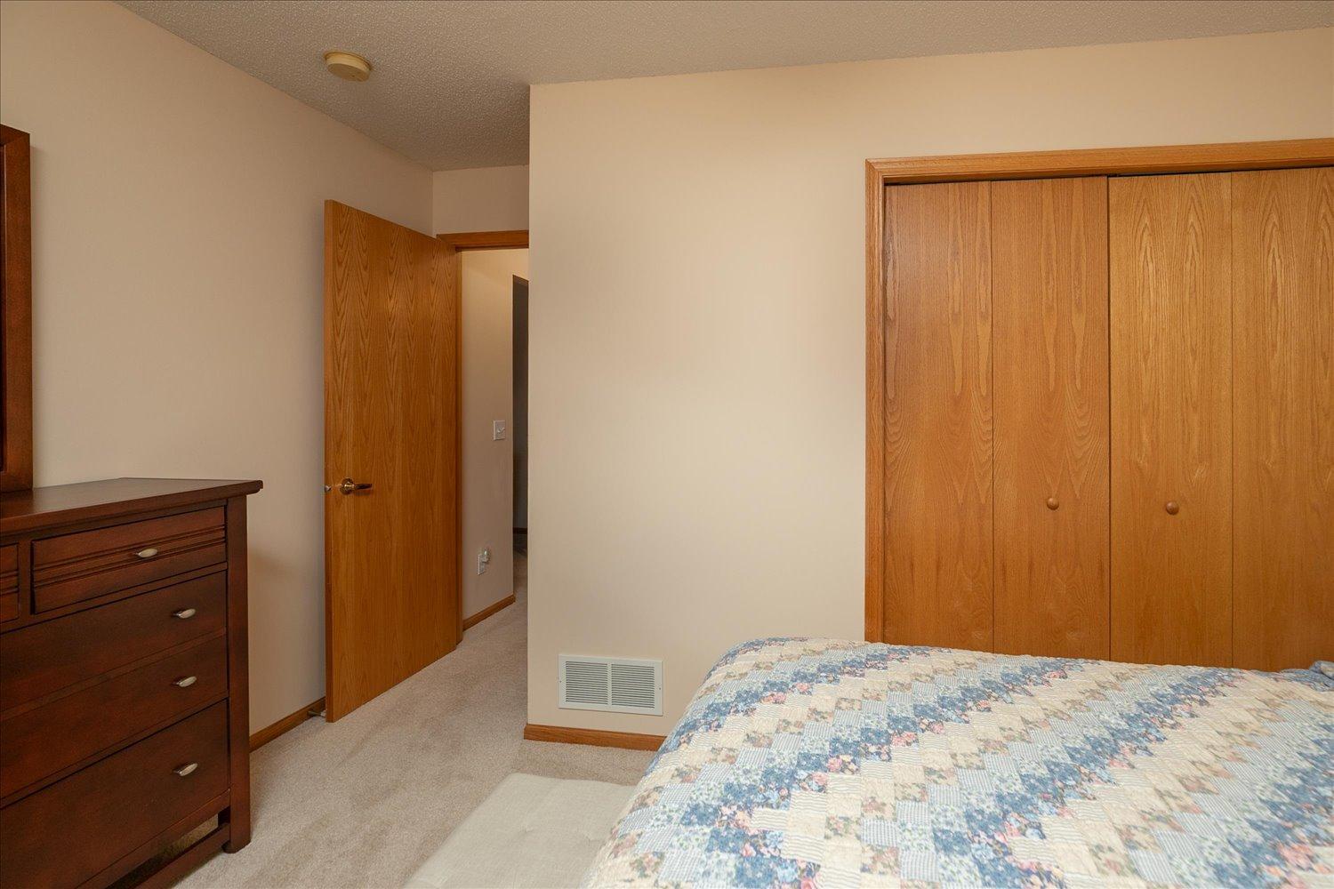 23-23-Bedroom 2.jpg