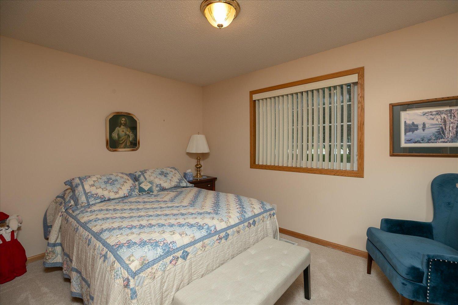 22-22-Bedroom 2.jpg