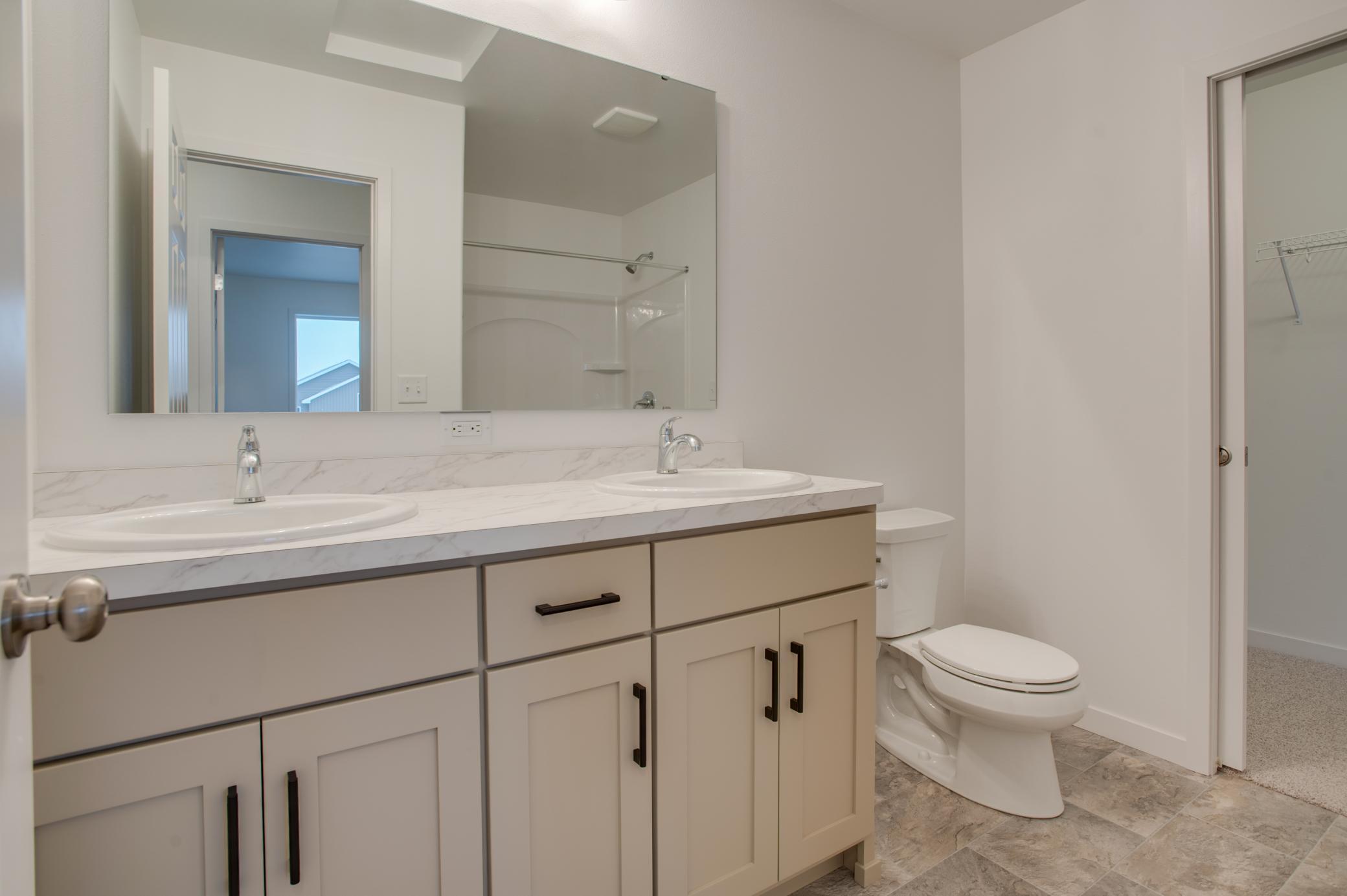 2516_38TH_AVE_S-21.jpg