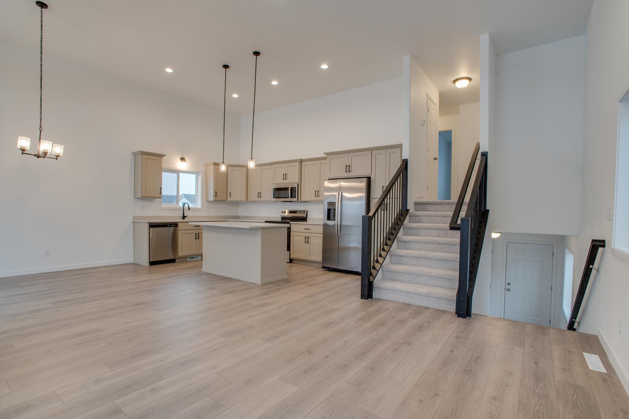 2516_38TH_AVE_S-9.jpg