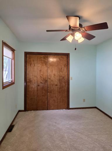109 5th Street, Kathryn, ND 58049