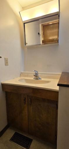 109 5th Street, Kathryn, ND 58049
