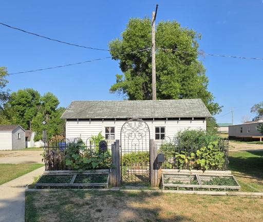 109 5th Street, Kathryn, ND 58049