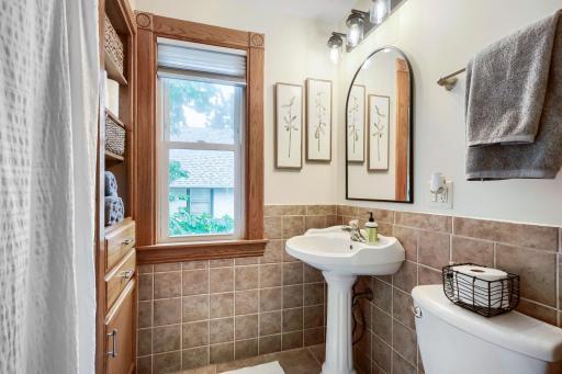 1654 Concordia Avenue, Saint Paul, MN 55104