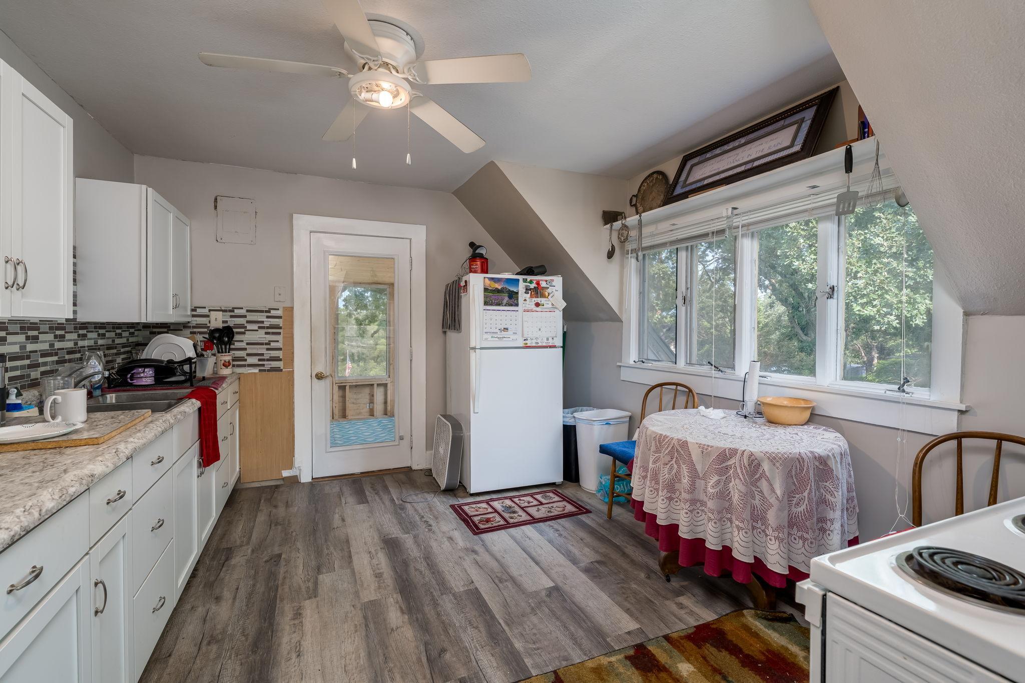 29-web-or-mls-408-s-main-st.jpg