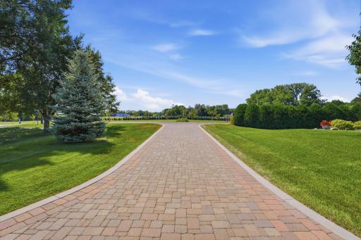 5987 24th Street NE, Willmar, MN 56201