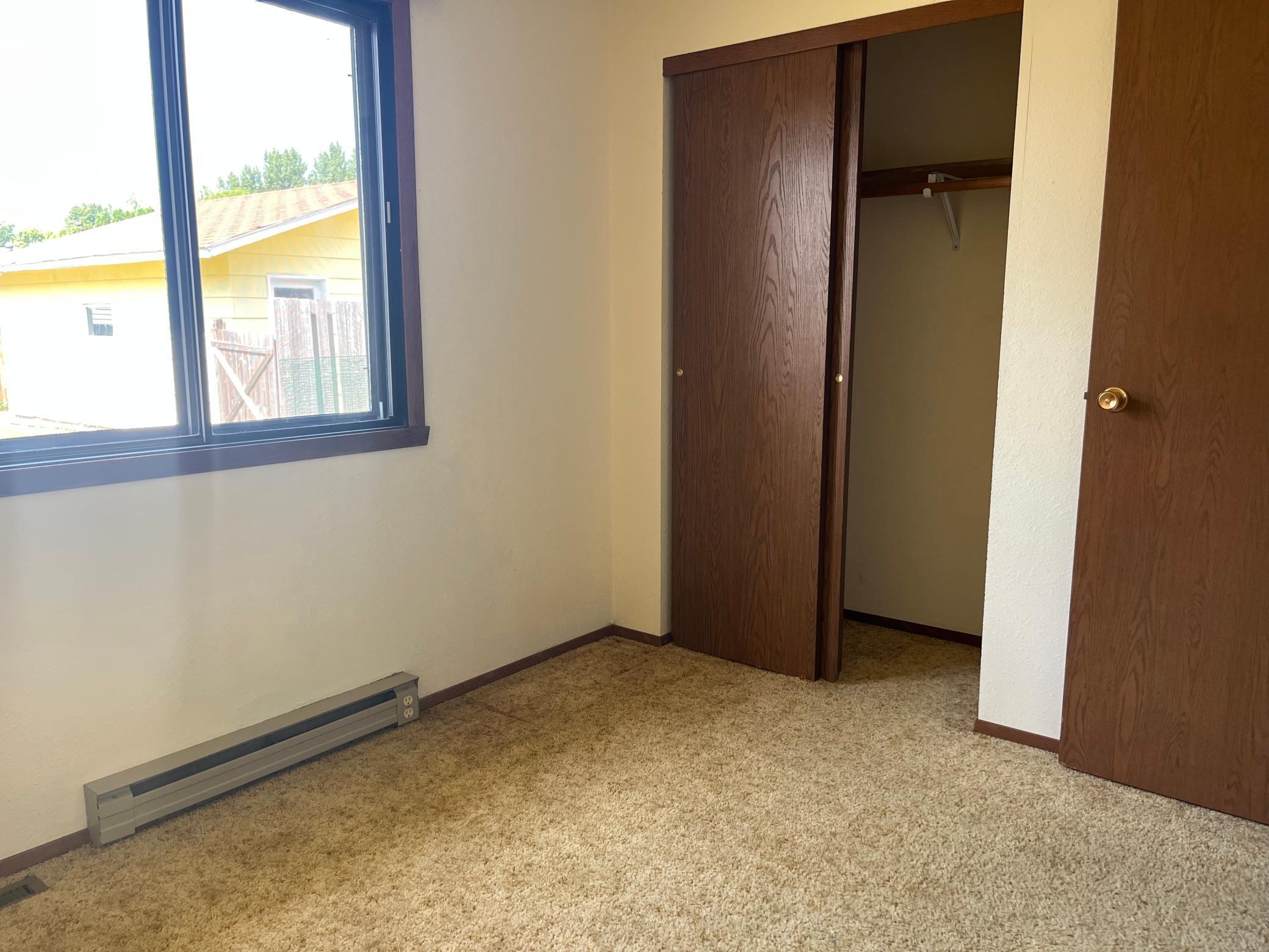 UPPER BEDROOM