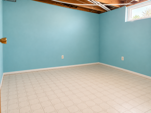 OFFICE/ FUTURE BEDROOM