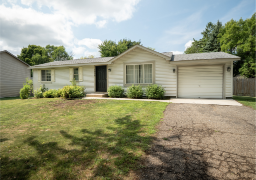 1908 E Golf Course Road NE, Alexandria, MN 56308