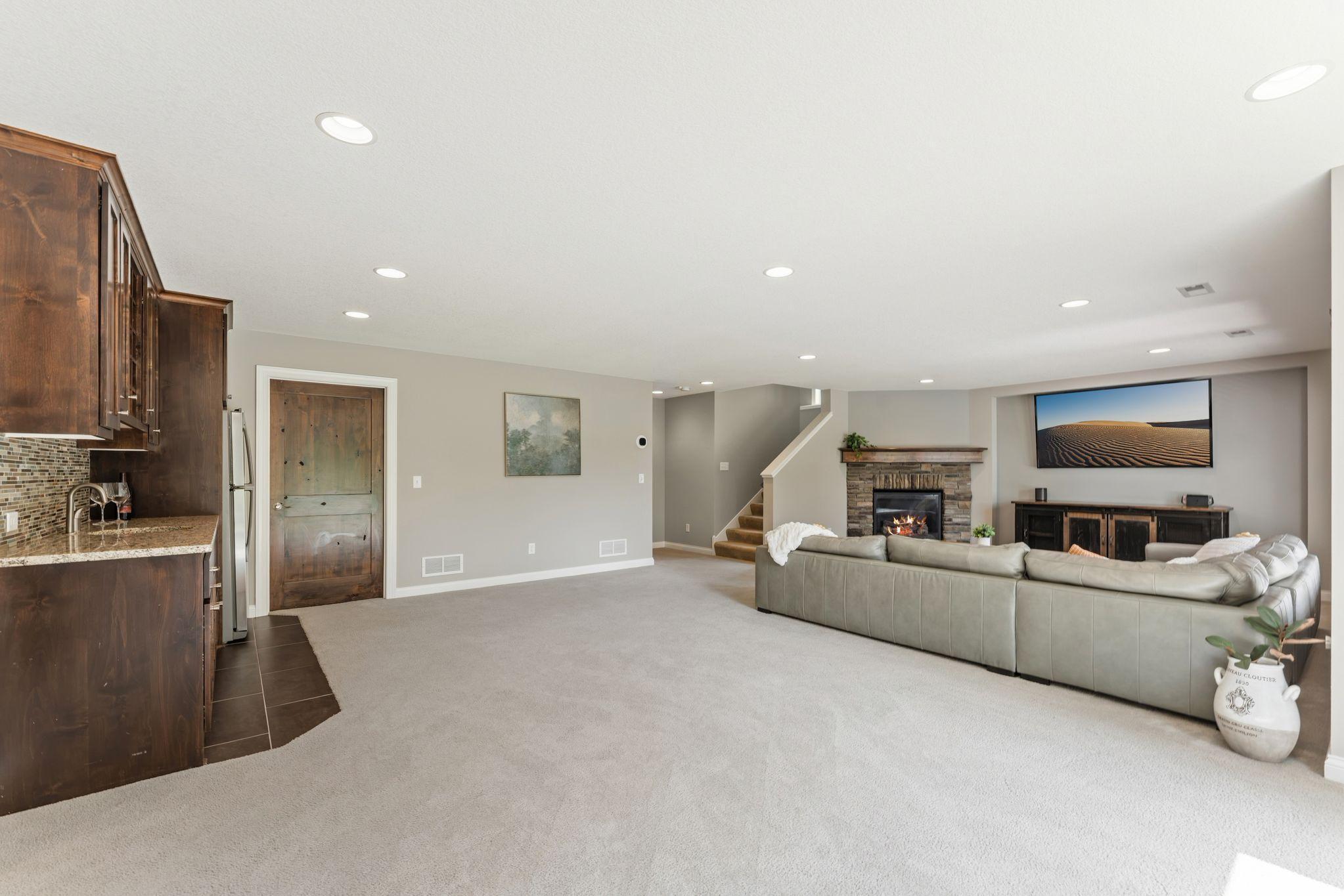 30 Lowever Level Family Room 3.jpg
