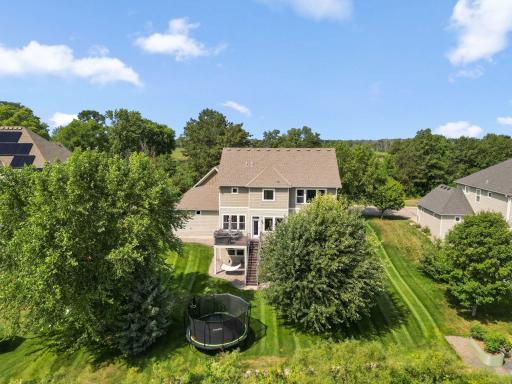 10 Crescent Lane, North Oaks, MN 55127