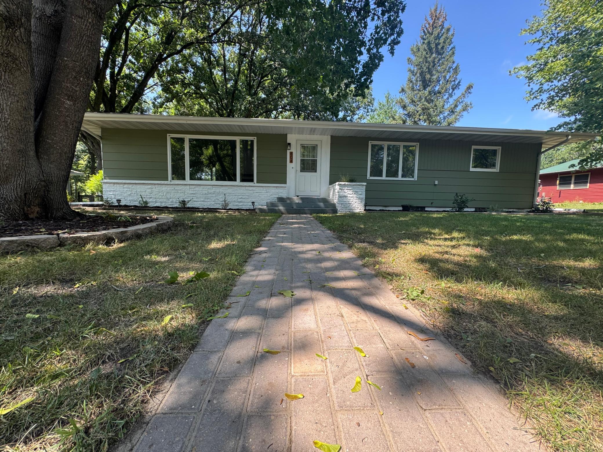 Paving stone walkway