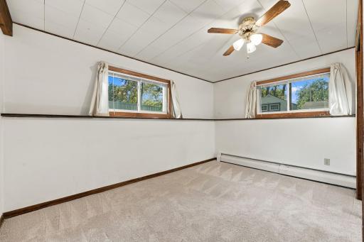 2410 Evergreen Road N, Fargo, ND 58102