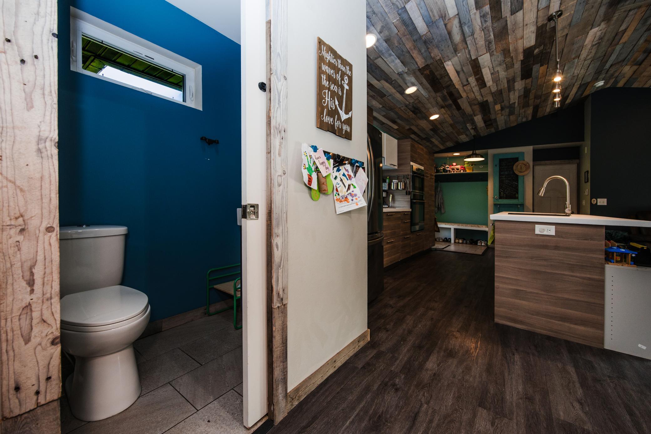 ML 1/2 Bathroom