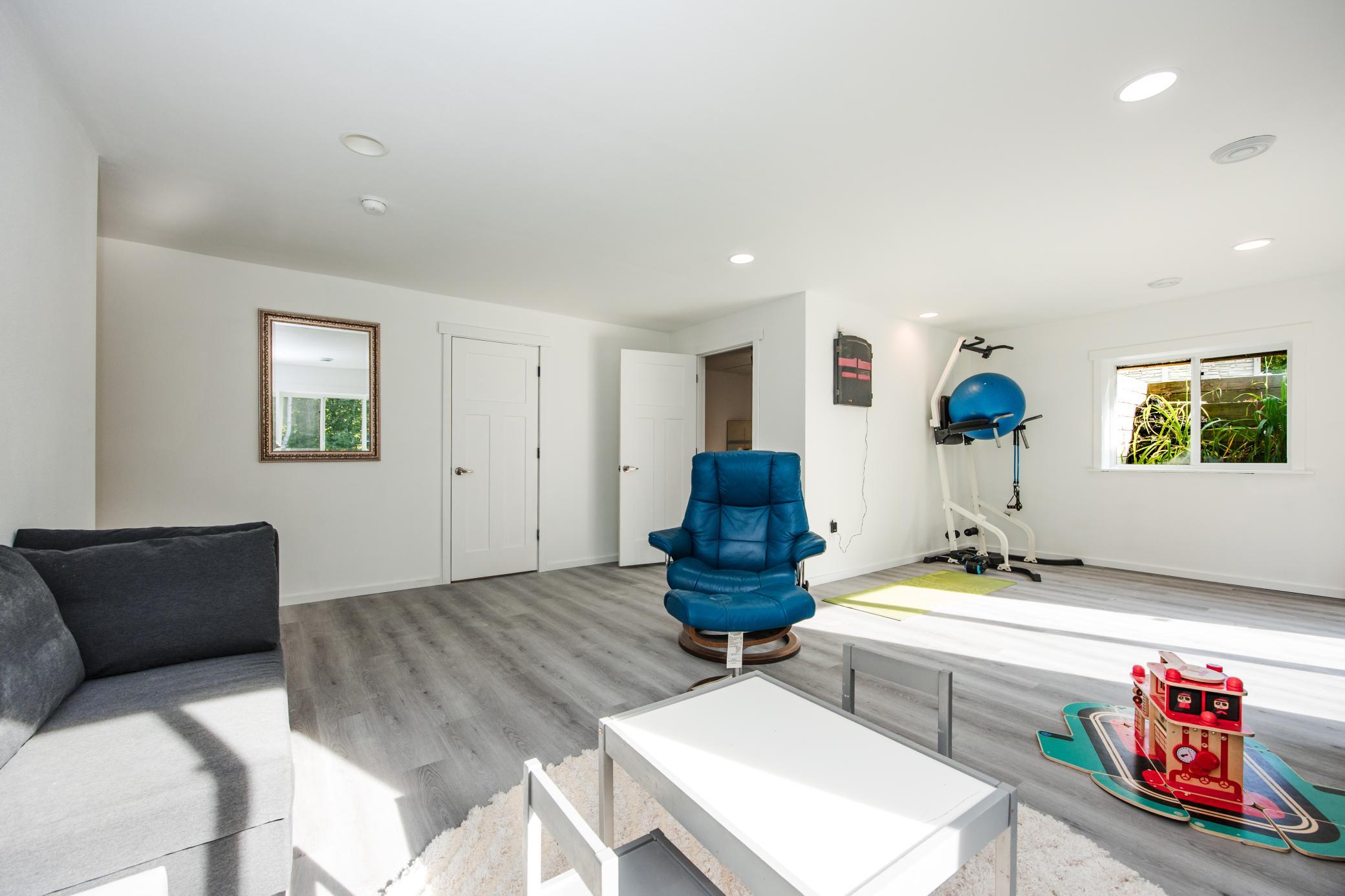 LL Family Room