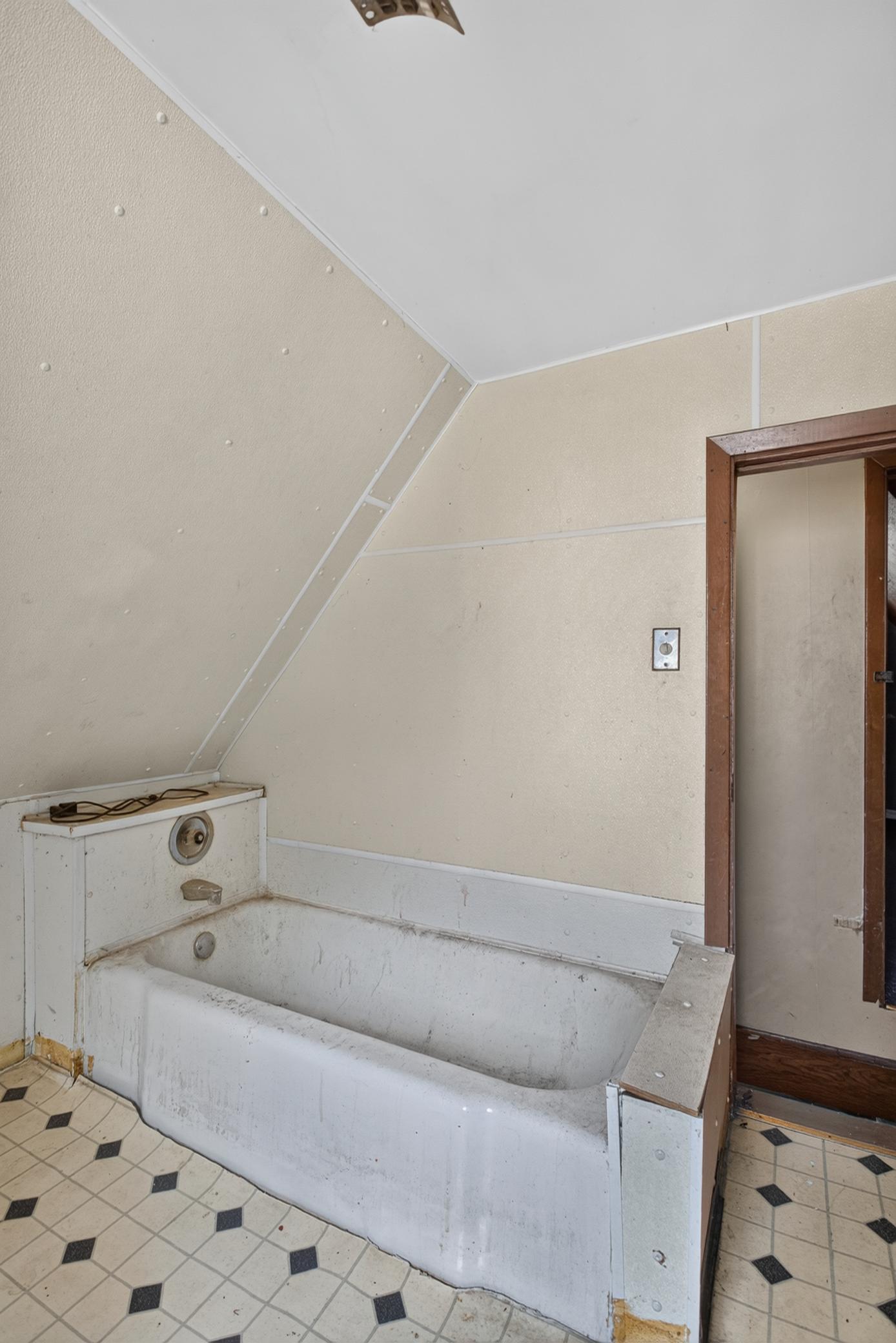 Upstairs Bathroom