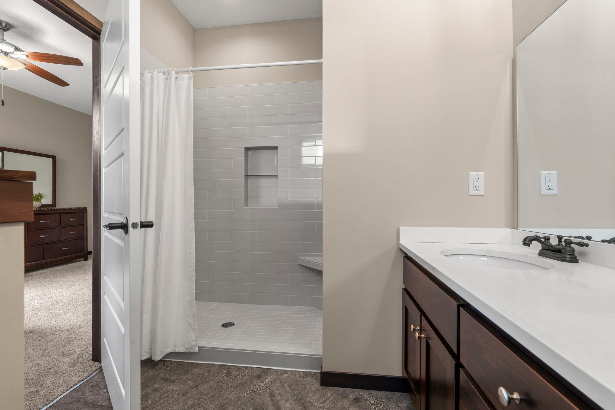 Primary Ensuite Bathroom