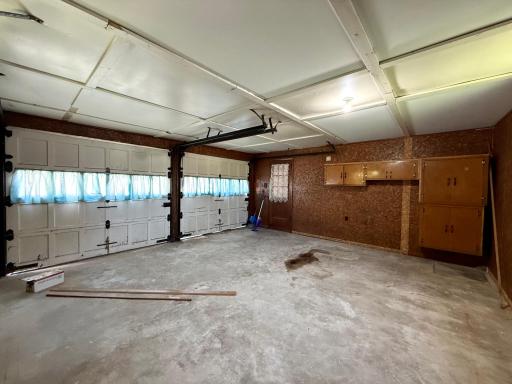 Attached Garage