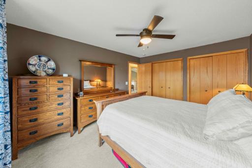 Primary bedroom v2.jpg